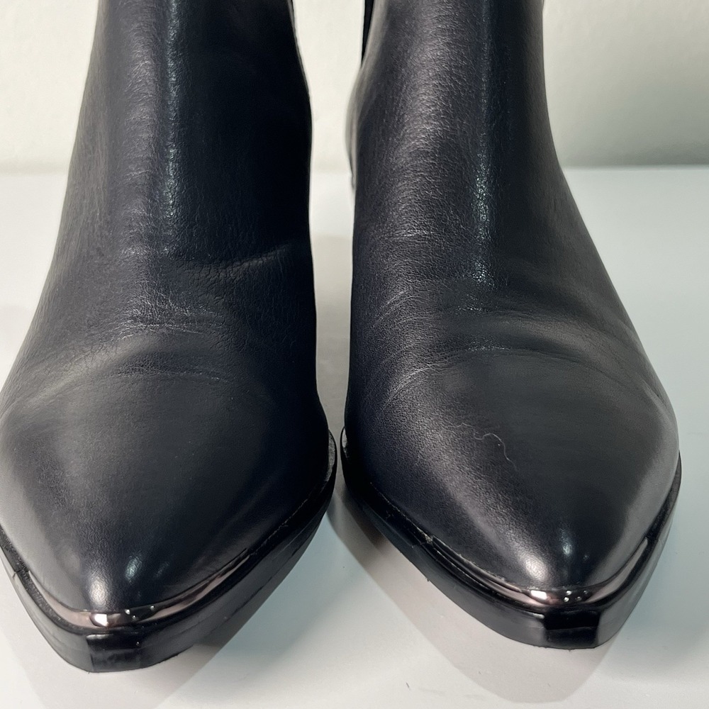 Marc Fisher Women's Yilda Cut Out Black Leather‎ Boots Sz 7 Western Bootie - Picture 5 of 10